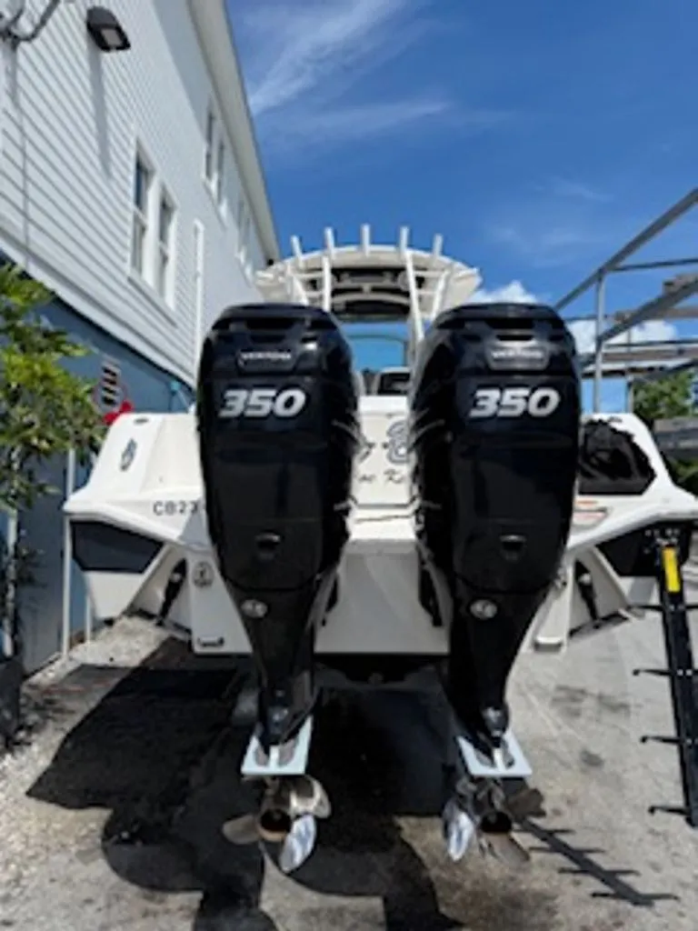 Slide: The Image of Wellcraft 302 Fisherman 2019 - 6