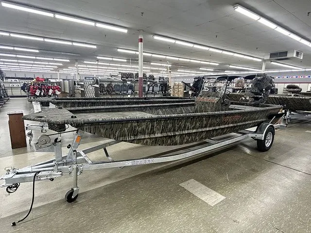 The Image of SeaArk Mud Runner 180 2026 - 1