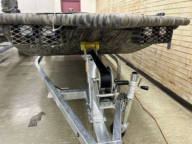 Slide: The Image of SeaArk Mud Runner 180 2026 - 3