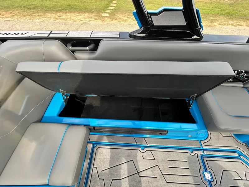 Slide: The Image of Moomba Mojo 2023 - 42