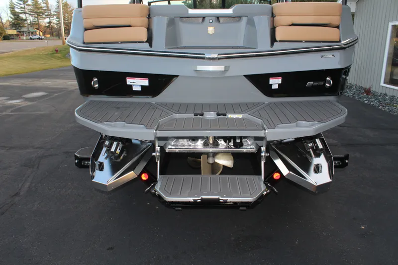 Slide: The Image of MasterCraft XT22 2026 - 5