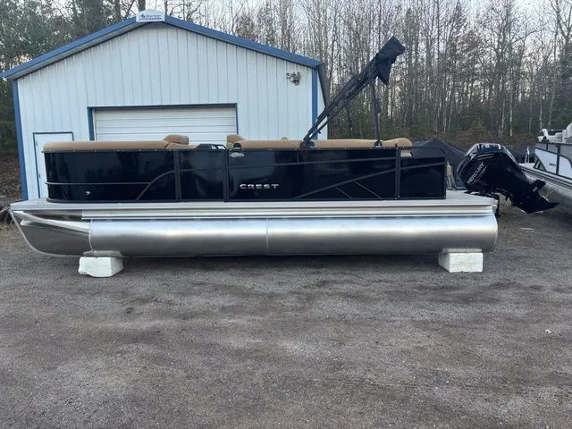 The Image of Crest Conquest SE 220 Cruise 2026 - 1