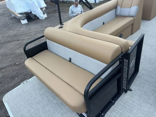 Slide: The Image of Crest Conquest SE 220 Cruise 2026 - 16