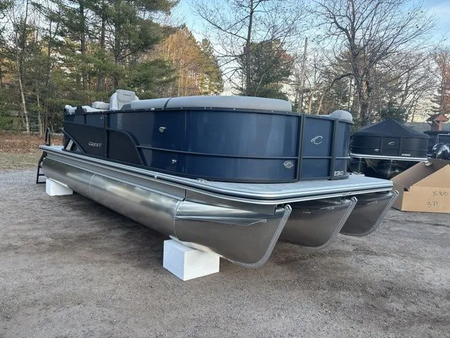 Slide: The Image of Crest Conquest 230 SLC 2026 - 2