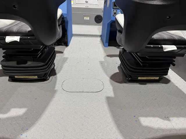 Slide: The Image of SeaArk Procat 240 W/Suzuki 250SS 2026 - 12