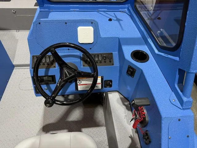 Slide: The Image of SeaArk Procat 240 W/Suzuki 250SS 2026 - 14