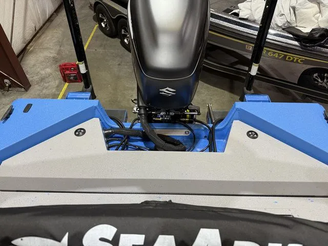 Slide: The Image of SeaArk Procat 240 W/Suzuki 250SS 2026 - 17