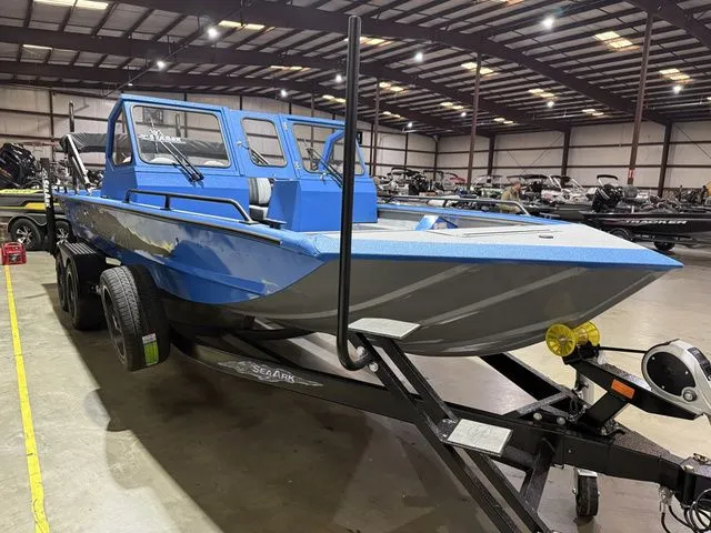 Slide: The Image of SeaArk Procat 240 W/Suzuki 250SS 2026 - 3