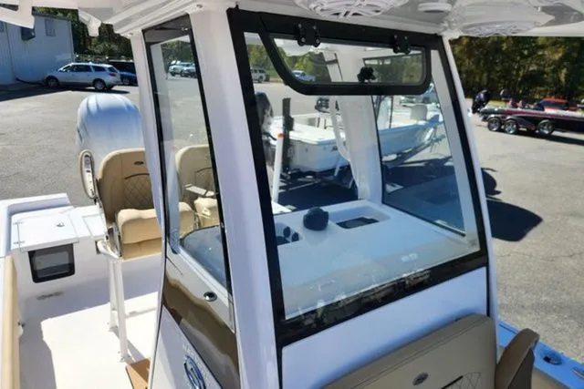 Slide: The Image of Sportsman Masters 247OE Bay Boat 2026 - 10