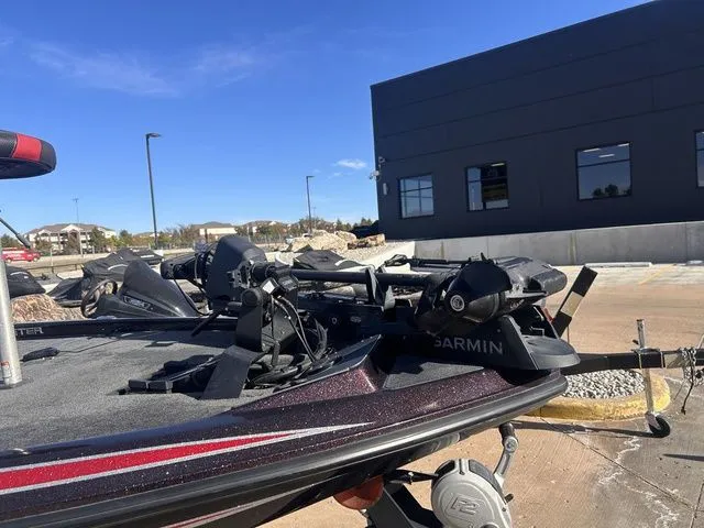 Slide: The Image of Skeeter ZX250 2020 - 9