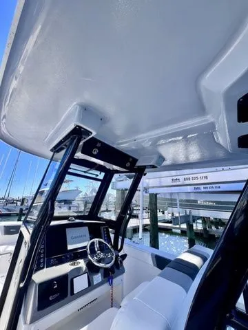 Slide: The Image of Robalo R272 Center Console 2022 - 21