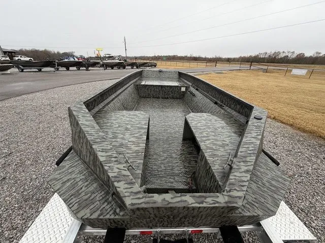 Slide: The Image of Edge Duck Boats 756 DB 2026 - 6