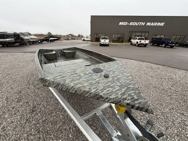 Slide: The Image of Edge Duck Boats 756 DB 2026 - 9