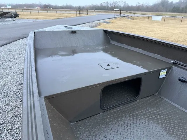 Slide: The Image of Edge Boats 656 DB SPORTSMAN 20" 2026 - 6