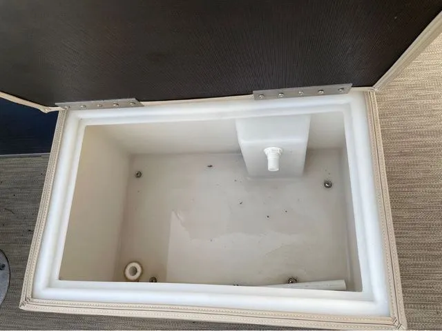 Slide: The Image of Misty Harbor ADVENTURE 2085CF 2018 - 21