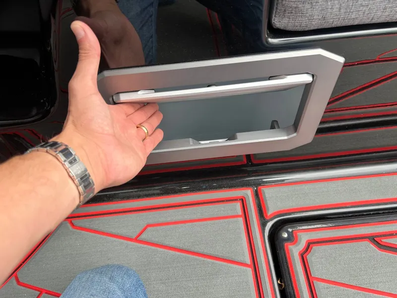 Slide: The Image of Tige 24RZX 2026 - 52