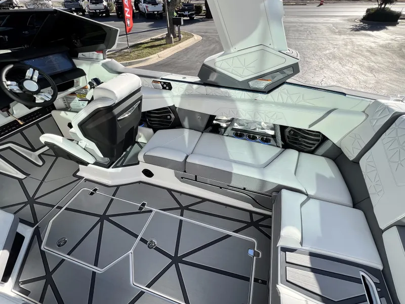 Slide: The Image of Nautique Super Air Nautique G23 Paragon 2026 - 13