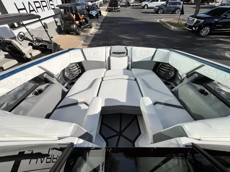 Slide: The Image of Nautique Super Air Nautique G23 Paragon 2026 - 33