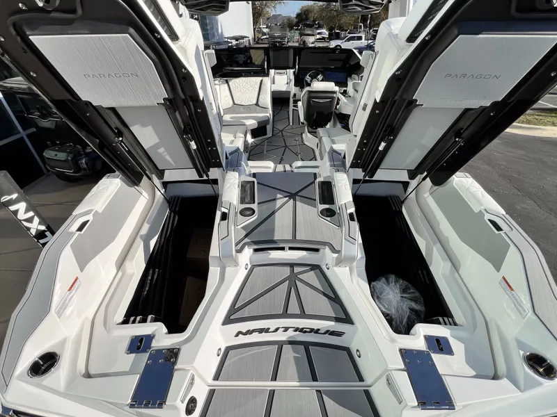Slide: The Image of Nautique Super Air Nautique G23 Paragon 2026 - 8