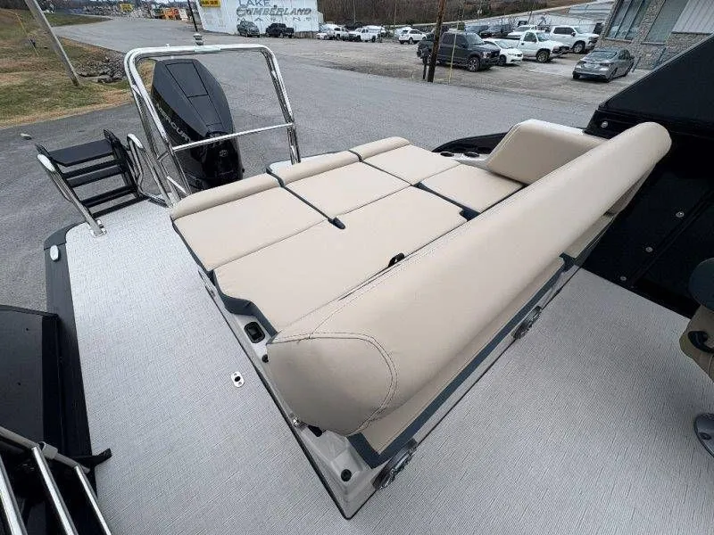 Slide: The Image of Harris Grand Mariner 270 SLDDH 2026 - 20