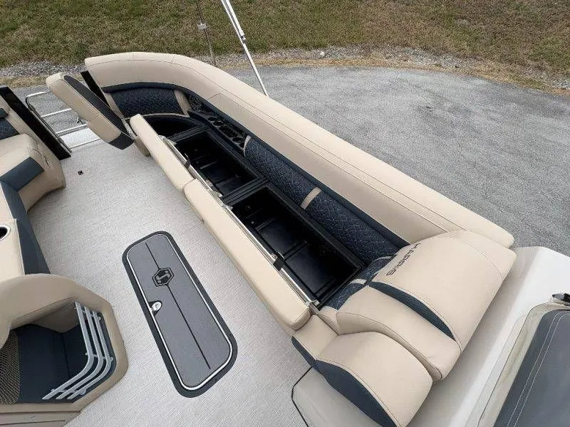 Slide: The Image of Harris Grand Mariner 270 SLDDH 2026 - 45