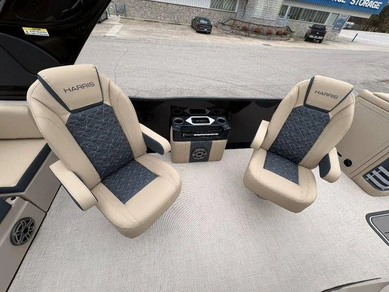 Slide: The Image of Harris Grand Mariner 270 SLDDH 2026 - 49