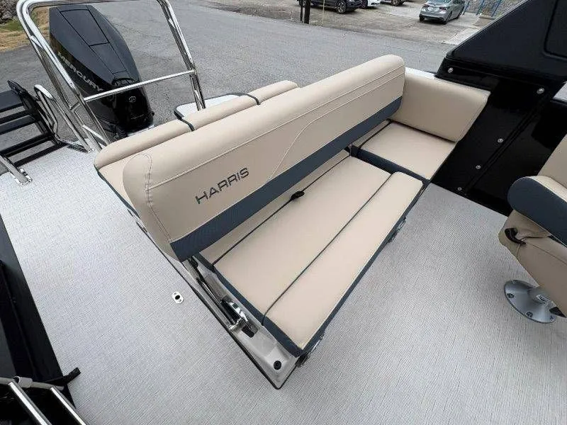 Slide: The Image of Harris Grand Mariner 270 SLDDH 2026 - 64