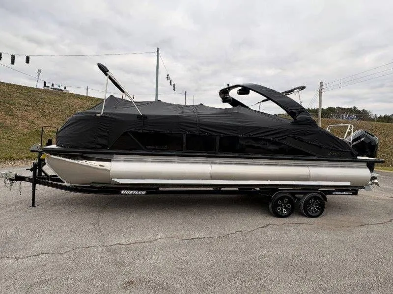 Slide: The Image of Harris Grand Mariner 270 SLDDH 2026 - 71