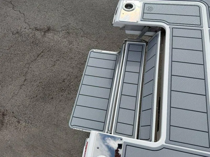 Slide: The Image of Chaparral SSX 6 2026 - 31