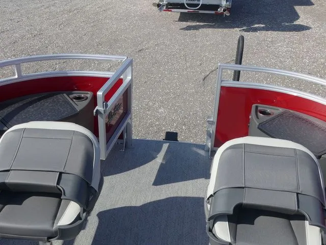 Slide: The Image of Sun Tracker Fishin' Barge 22 DLX 2026 - 19