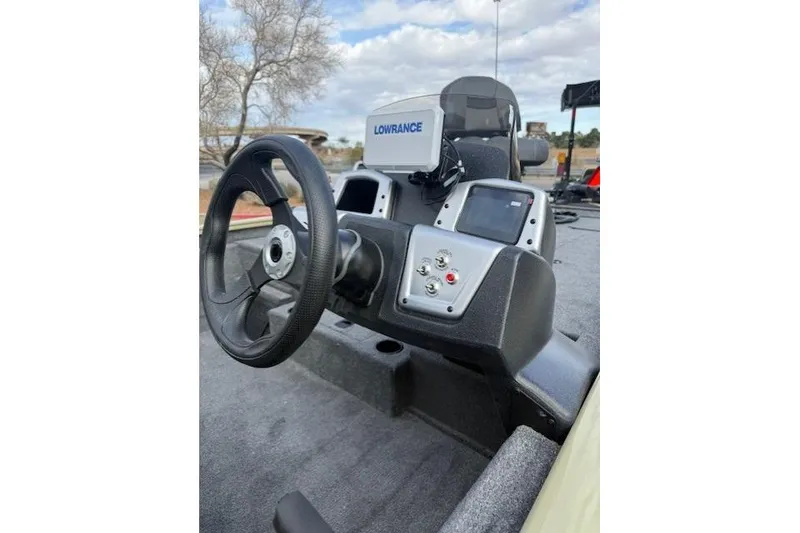 Slide: The Image of Steering console of 2026 Tracker Pro Team 195 boat with Lowrance electronics. - 5