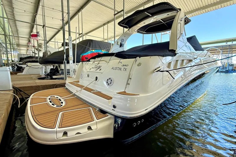 Slide: The Image of 2006 Sea Ray 320 Sundancer docked in Austin, Texas marina. - 14