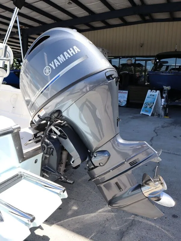 Slide: The Image of Key West 1720 Center Console 2026 - 10