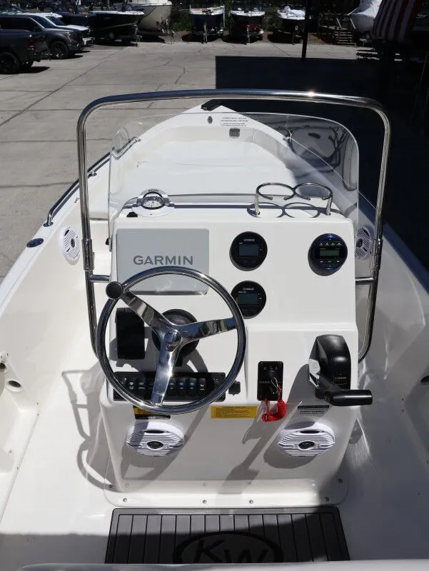 Slide: The Image of Key West 1720 Center Console 2026 - 14