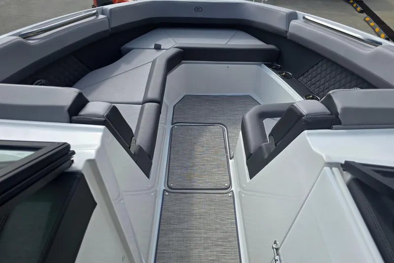 Slide: The Image of 2024 Cobalt R8 boat interior with sleek seating and modern design. - 12
