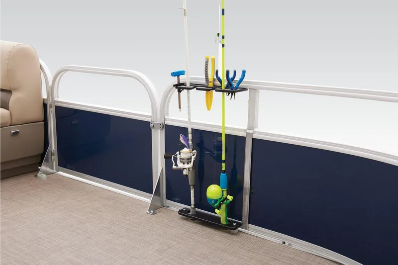 Slide: The Image of Manufacturer Provided Image: Sun Tracker BASS BUGGY 16 XL SELECT - 13