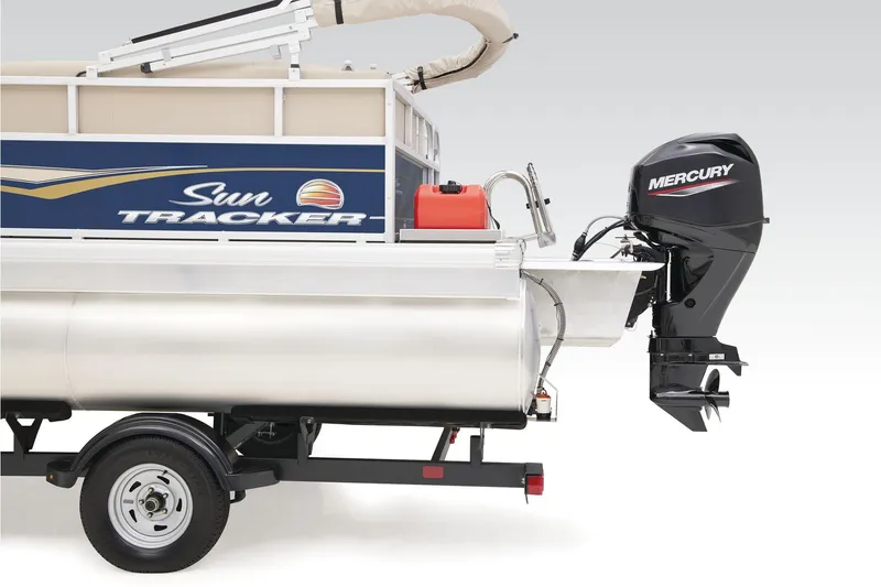 Slide: The Image of Manufacturer Provided Image: Sun Tracker BASS BUGGY 16 XL SELECT - 34