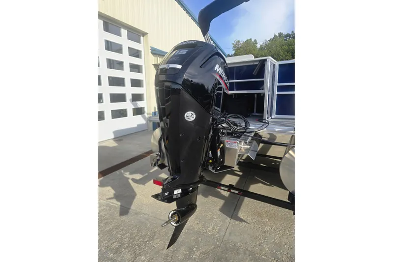 Slide: The Image of 2025 Sylvan Mirage Fish 8522 Party Fish with Mercury outboard motor. - 5