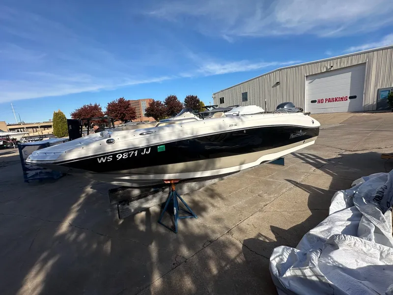 Slide: The Image of NauticStar 203 SC 2015 - 10