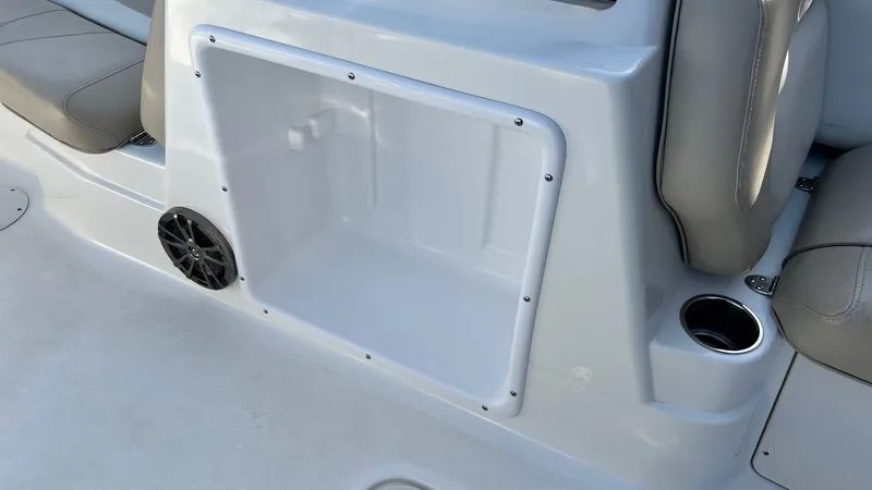 Slide: The Image of NauticStar 203 SC 2015 - 16