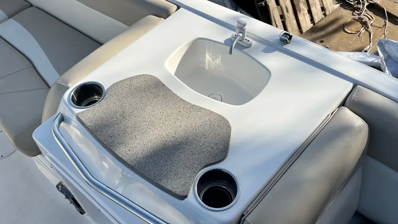 Slide: The Image of NauticStar 203 SC 2015 - 17