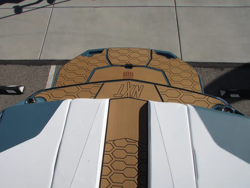 Slide: The Image of MasterCraft NXT22 2026 - 5