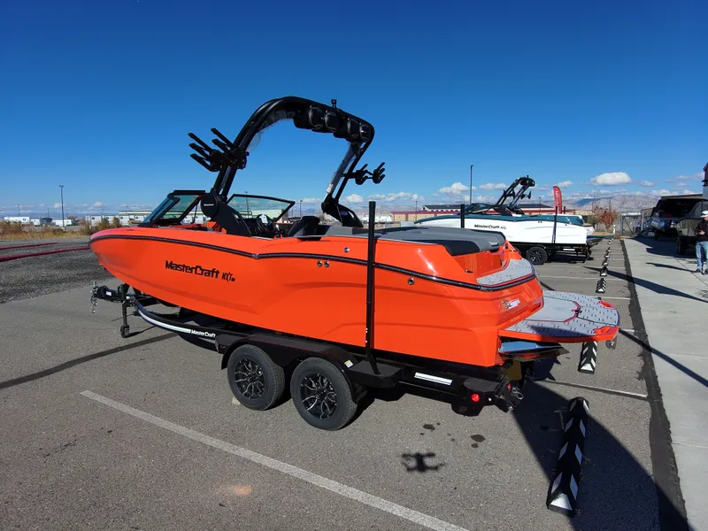 Slide: The Image of MasterCraft NXT22 2026 - 10