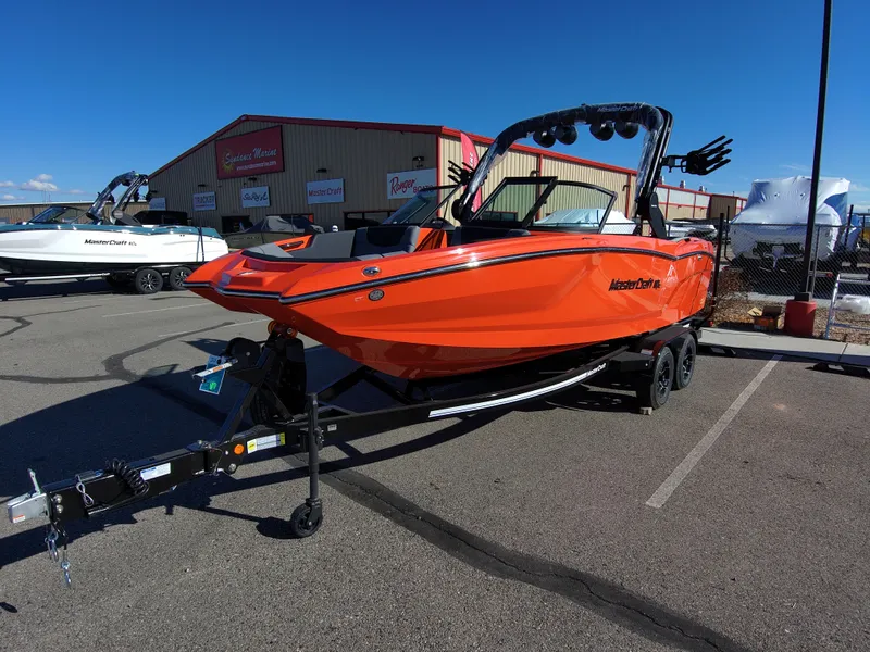 Slide: The Image of MasterCraft NXT22 2026 - 9