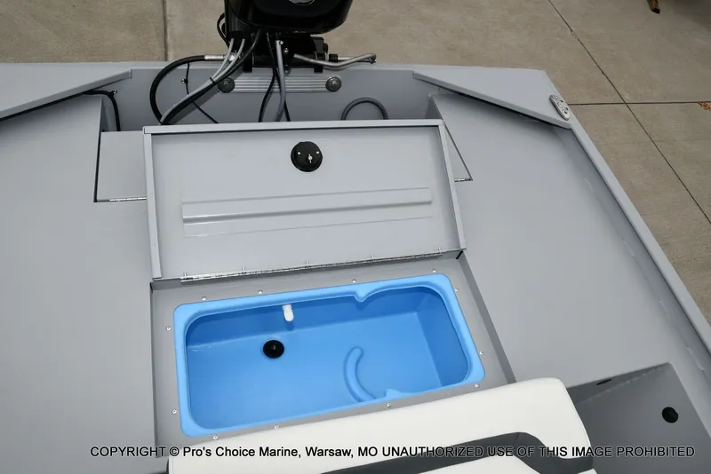 Slide: The Image of Tracker CLASSIC CC 2026 - 16