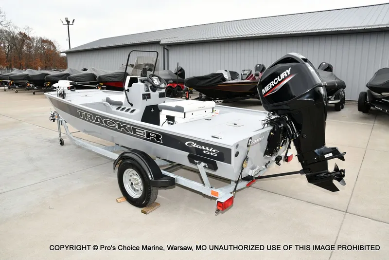 Slide: The Image of Tracker CLASSIC CC 2026 - 28