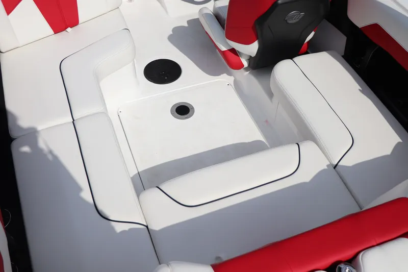 Slide: The Image of Malibu Wakesetter 20 VTX 2022 - 80