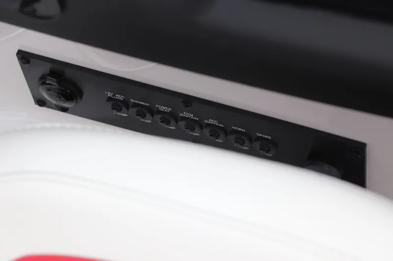 Slide: The Image of Malibu Wakesetter 20 VTX 2022 - 70