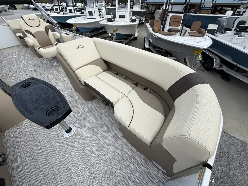 Slide: The Image of SunCatcher Select Series 22RC-YAMAHA VF115 SHO 2026 - 15