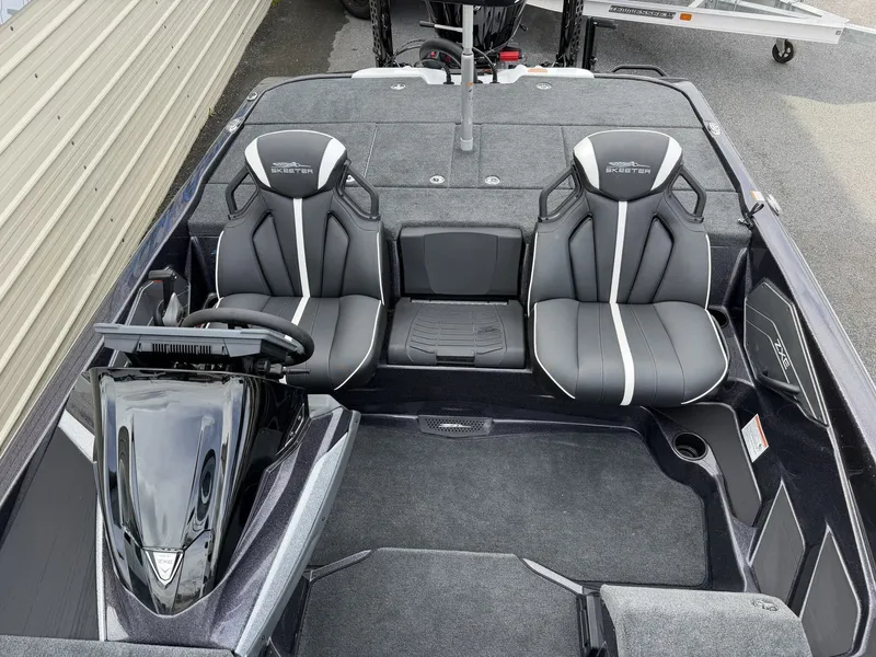 Slide: The Image of Skeeter ZXE20 2026 - 10